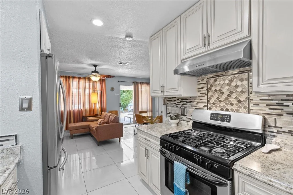 5333 Longridge, Las Vegas, NV 89146