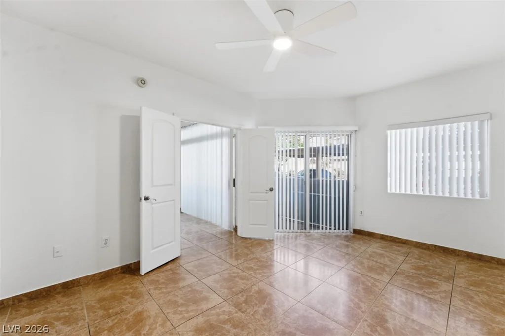 7400 Flamingo, Las Vegas, NV 89147