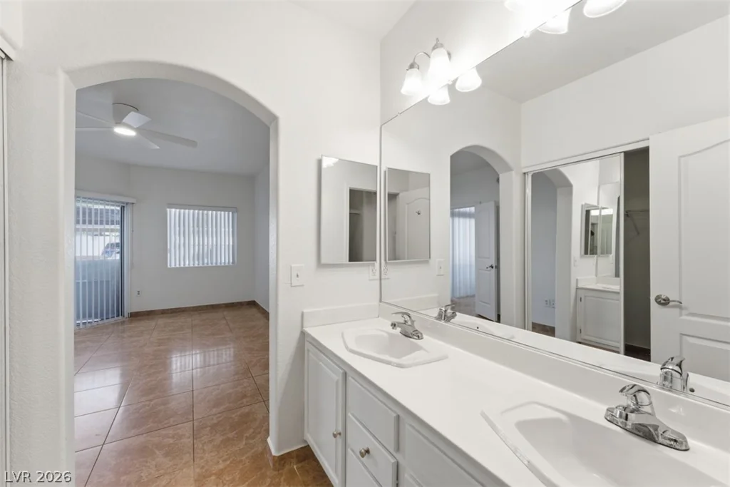 7400 Flamingo, Las Vegas, NV 89147