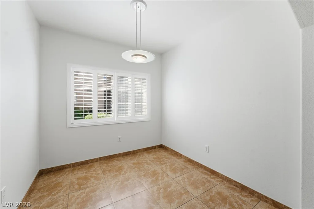 7400 Flamingo, Las Vegas, NV 89147