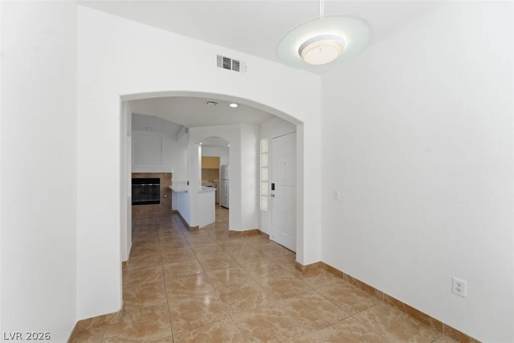 7400 Flamingo, Las Vegas, NV 89147