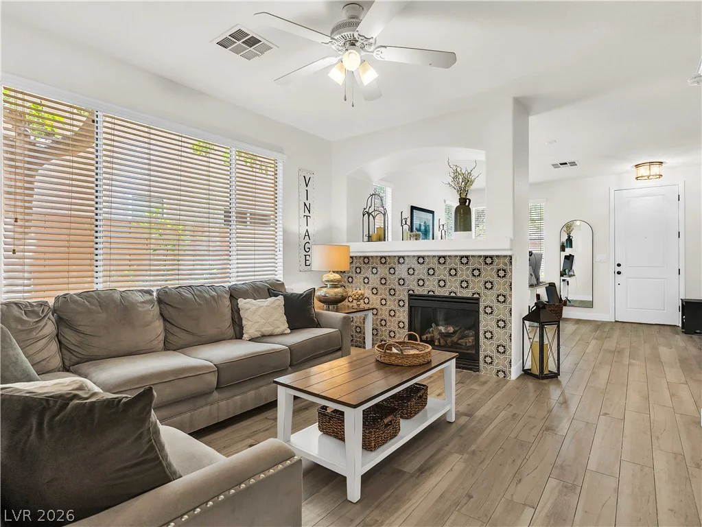 5910 Vintage Garden, Las Vegas, NV 89148