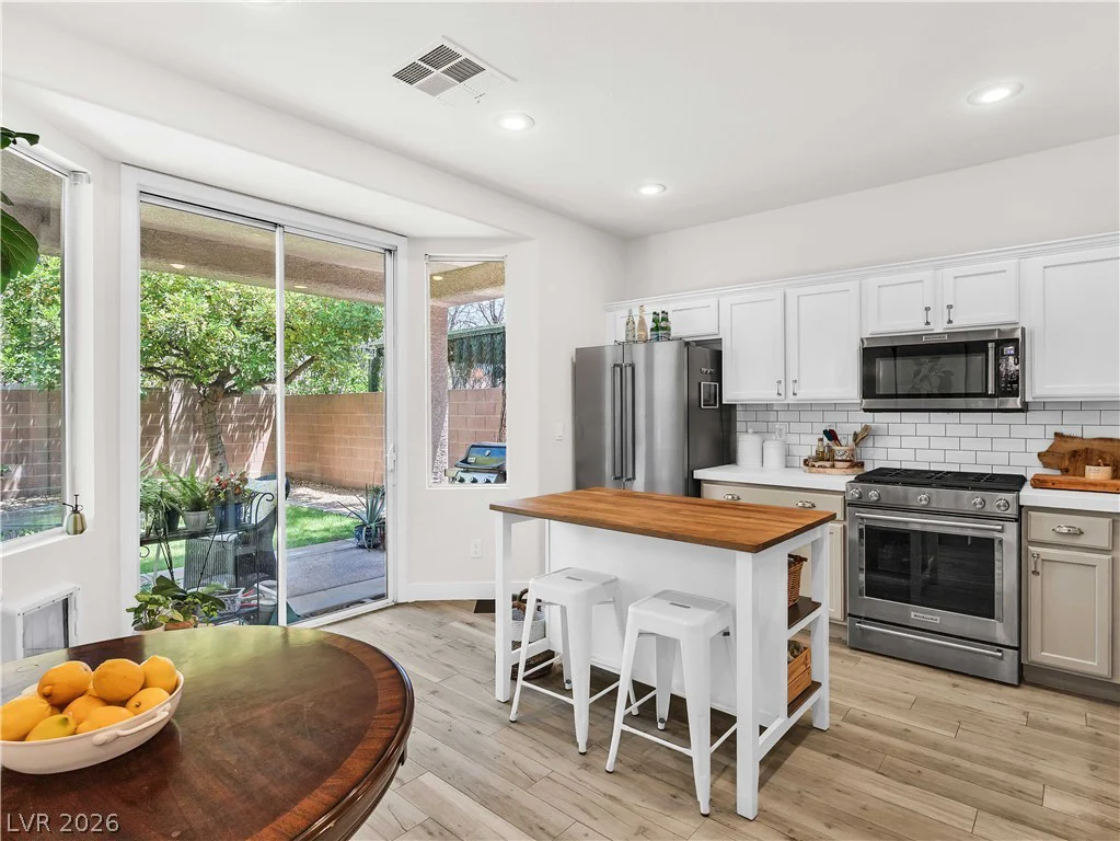 5910 Vintage Garden, Las Vegas, NV 89148
