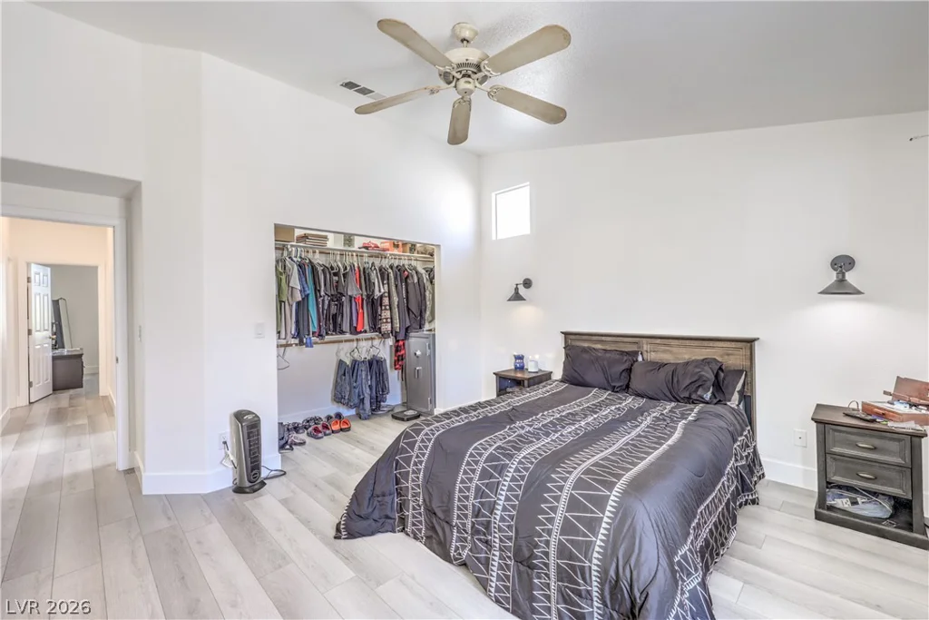 6138 Dundee Port, Las Vegas, NV 89110