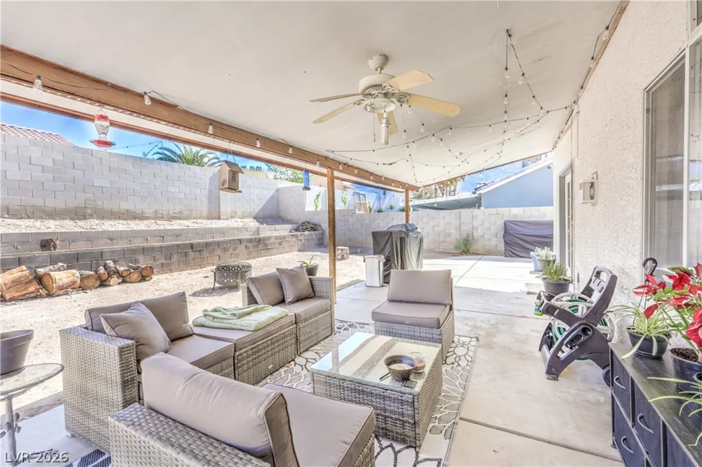 6138 Dundee Port, Las Vegas, NV 89110