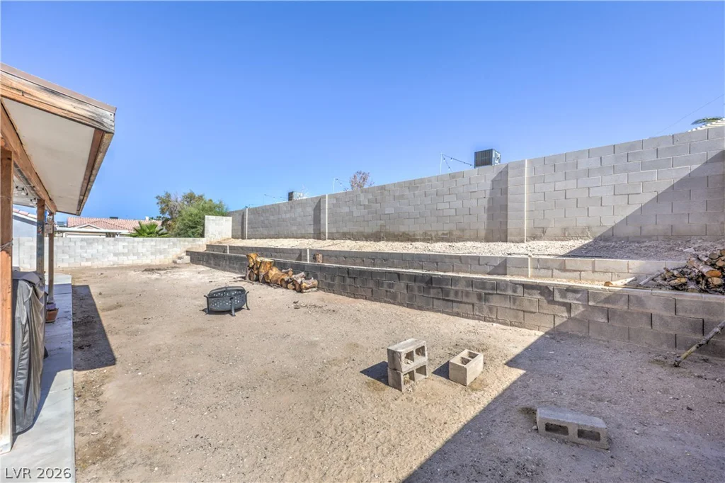 6138 Dundee Port, Las Vegas, NV 89110