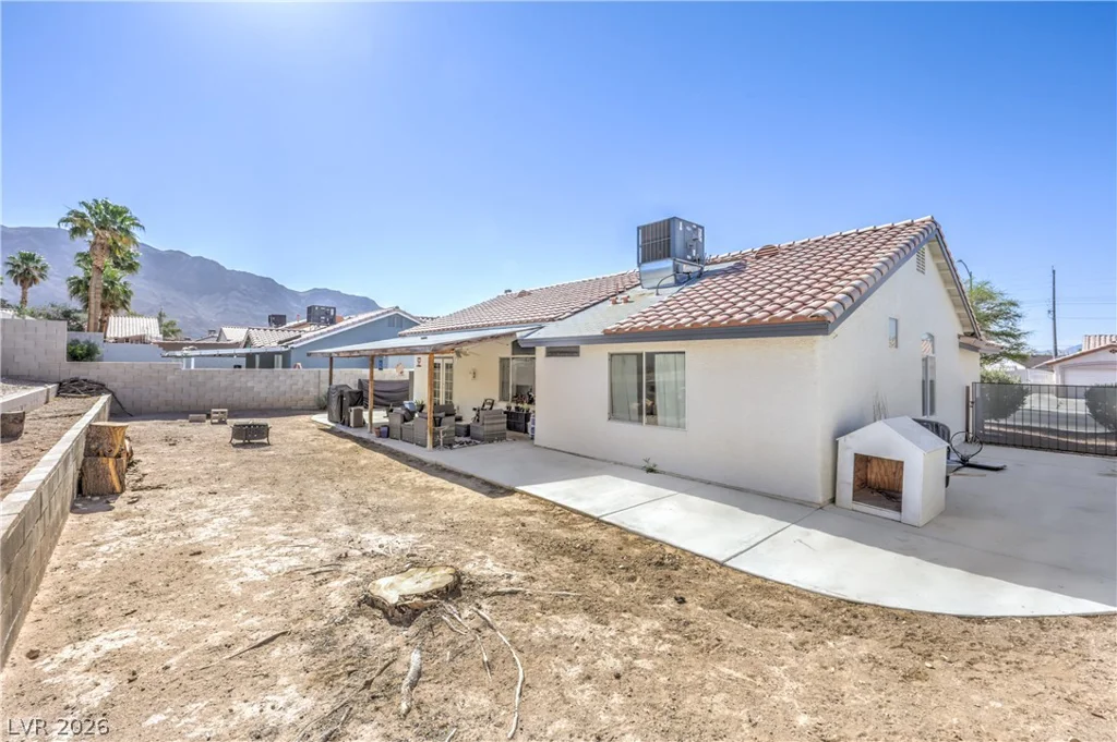 6138 Dundee Port, Las Vegas, NV 89110