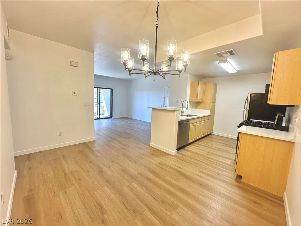 8250 Grand Canyon, Las Vegas, NV 89166