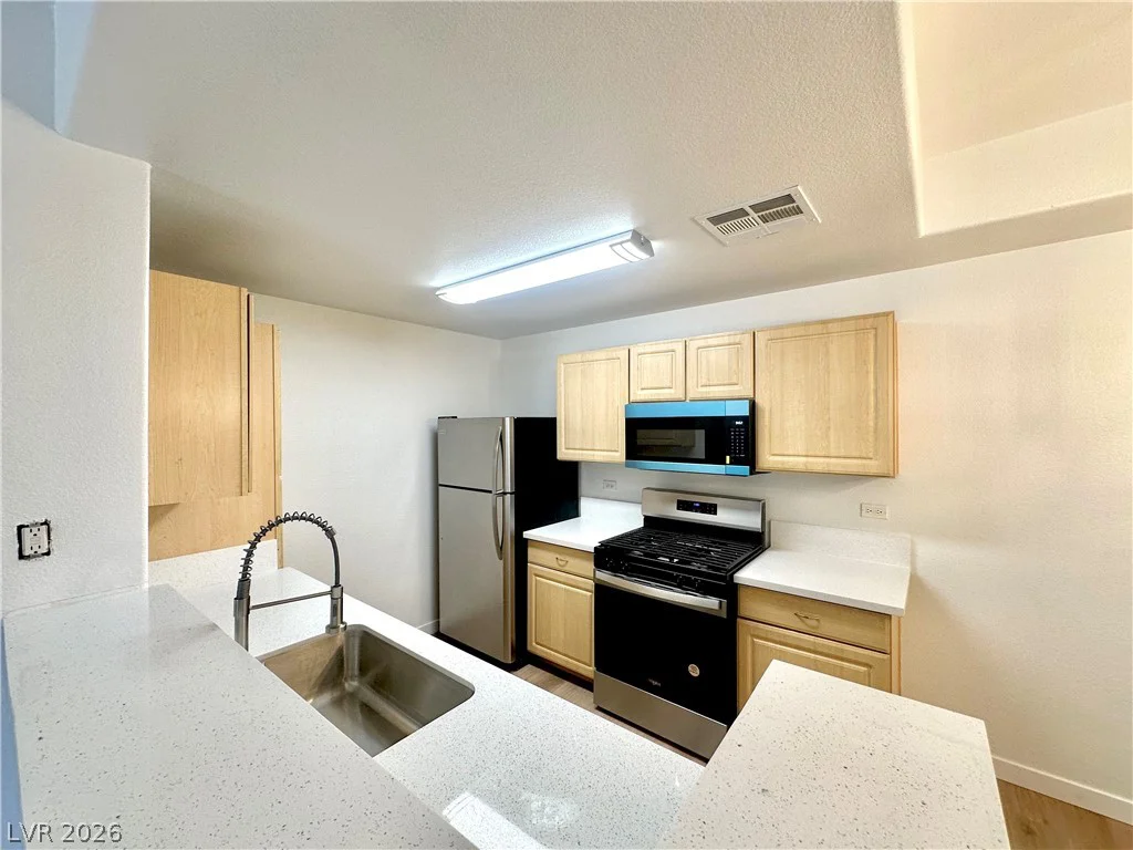 8250 Grand Canyon, Las Vegas, NV 89166