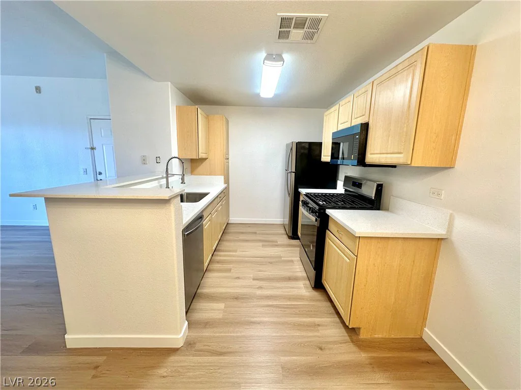 8250 Grand Canyon, Las Vegas, NV 89166