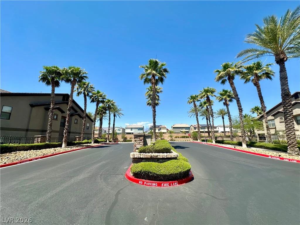 8250 Grand Canyon, Las Vegas, NV 89166