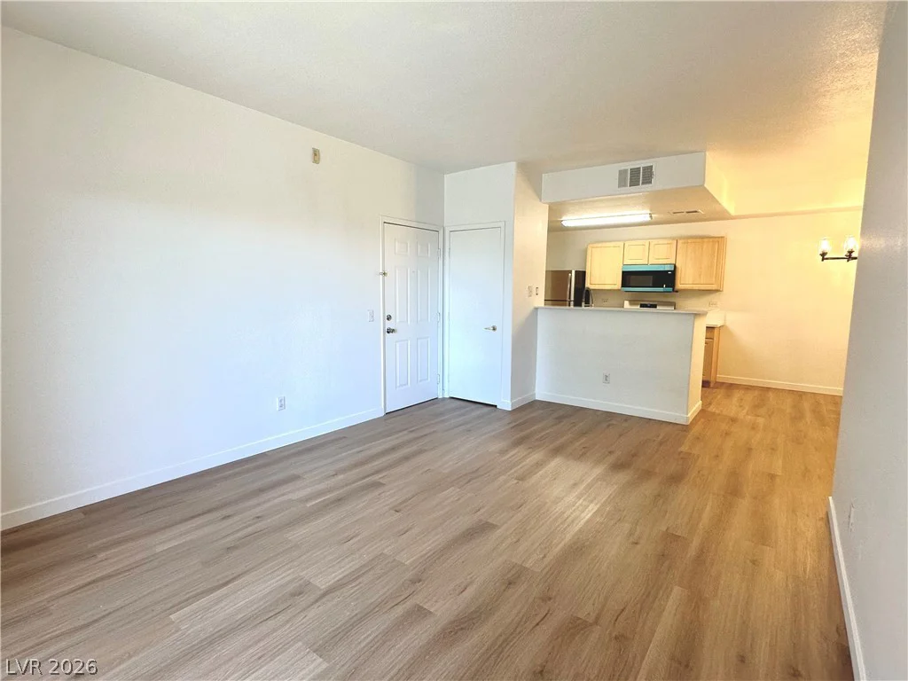 8250 Grand Canyon, Las Vegas, NV 89166