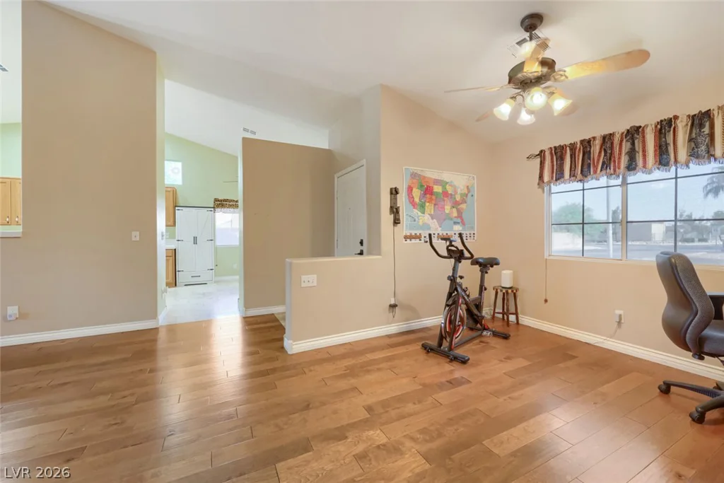 2402 White Sails, North Las Vegas, NV 89031