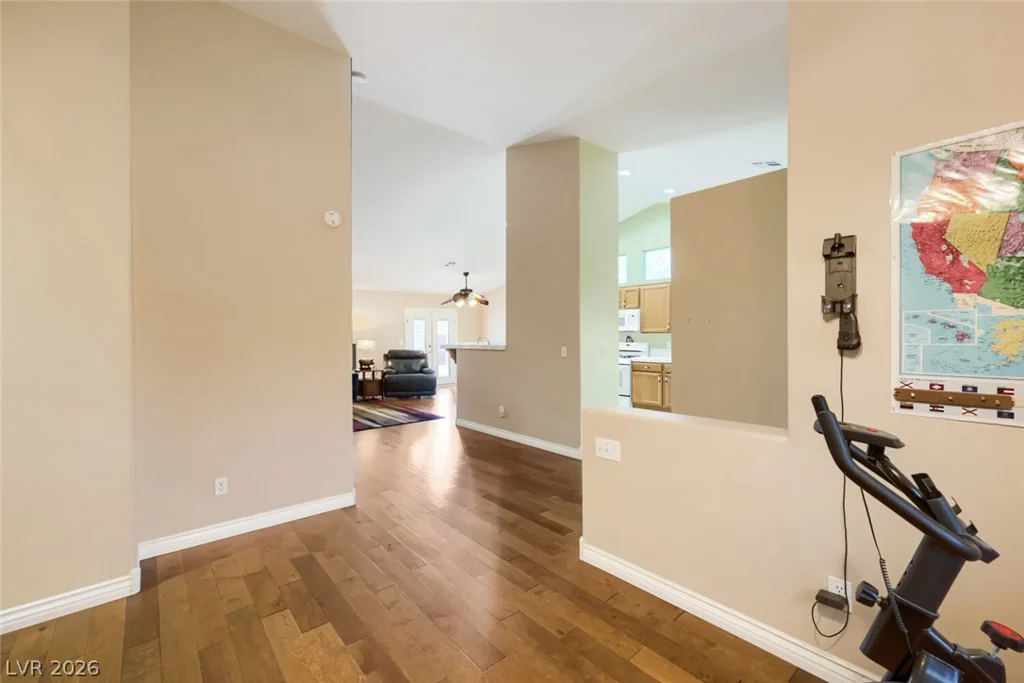 2402 White Sails, North Las Vegas, NV 89031