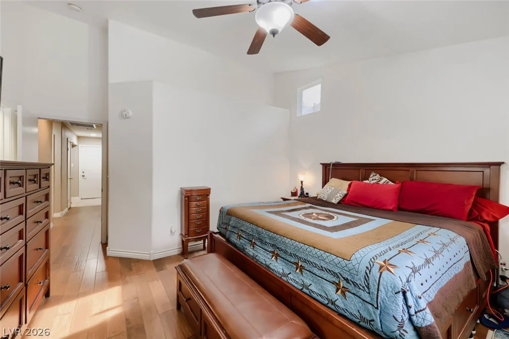2402 White Sails, North Las Vegas, NV 89031