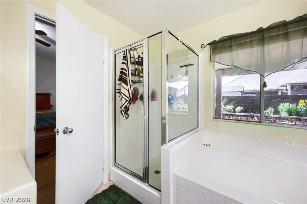 2402 White Sails, North Las Vegas, NV 89031