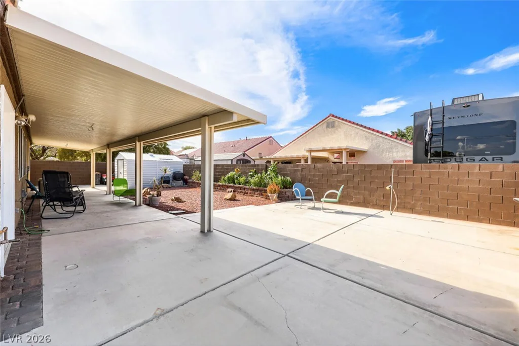 2402 White Sails, North Las Vegas, NV 89031