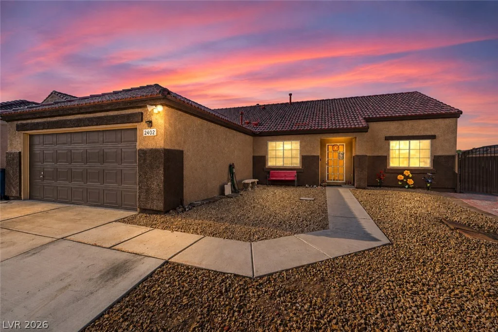 2402 White Sails, North Las Vegas, NV 89031