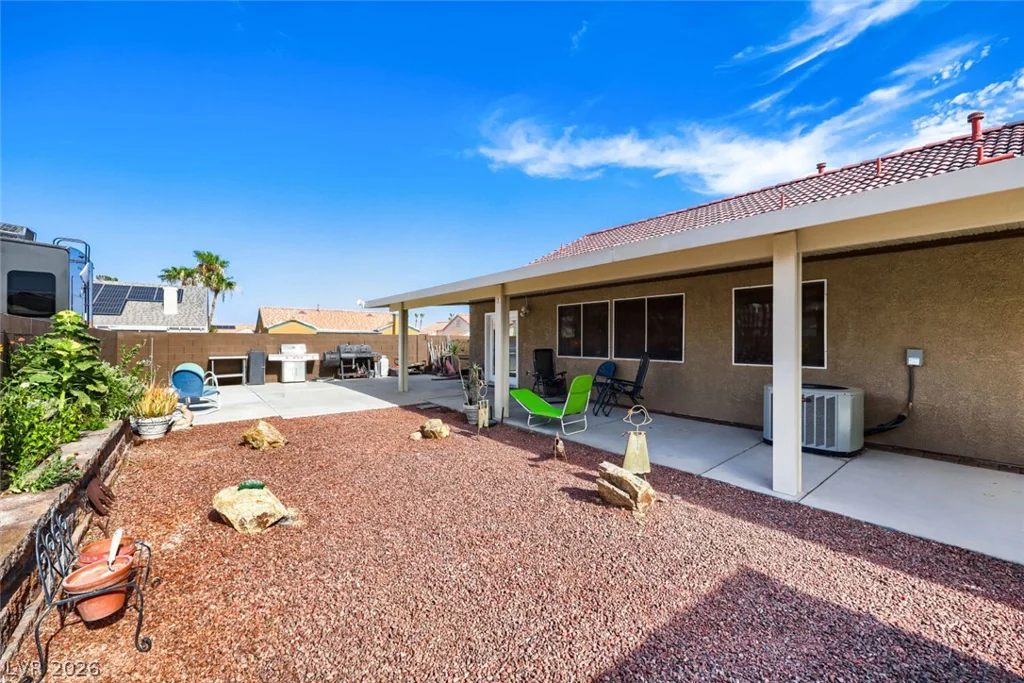 2402 White Sails, North Las Vegas, NV 89031