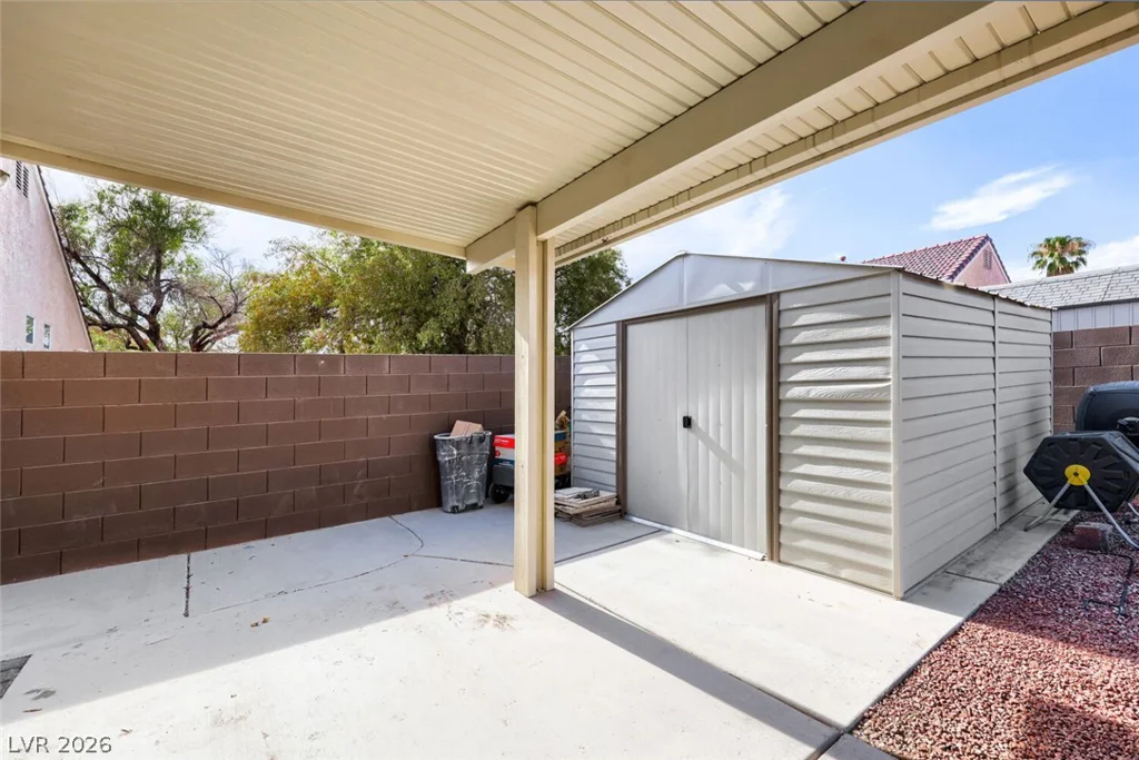 2402 White Sails, North Las Vegas, NV 89031