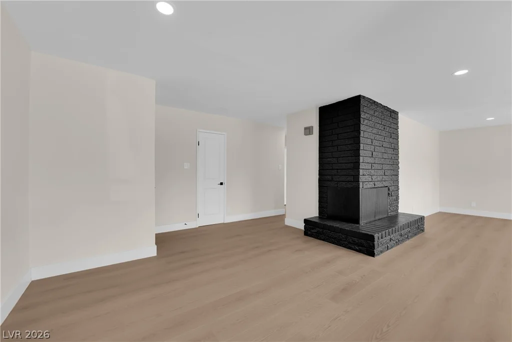 1604 Luning, Las Vegas, NV 89106