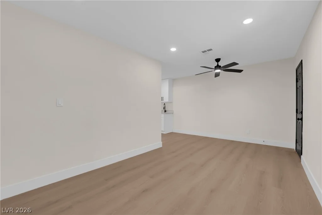 1604 Luning, Las Vegas, NV 89106