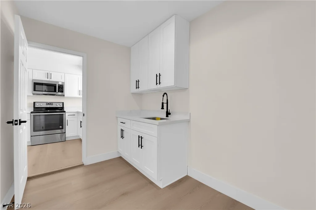 1604 Luning, Las Vegas, NV 89106