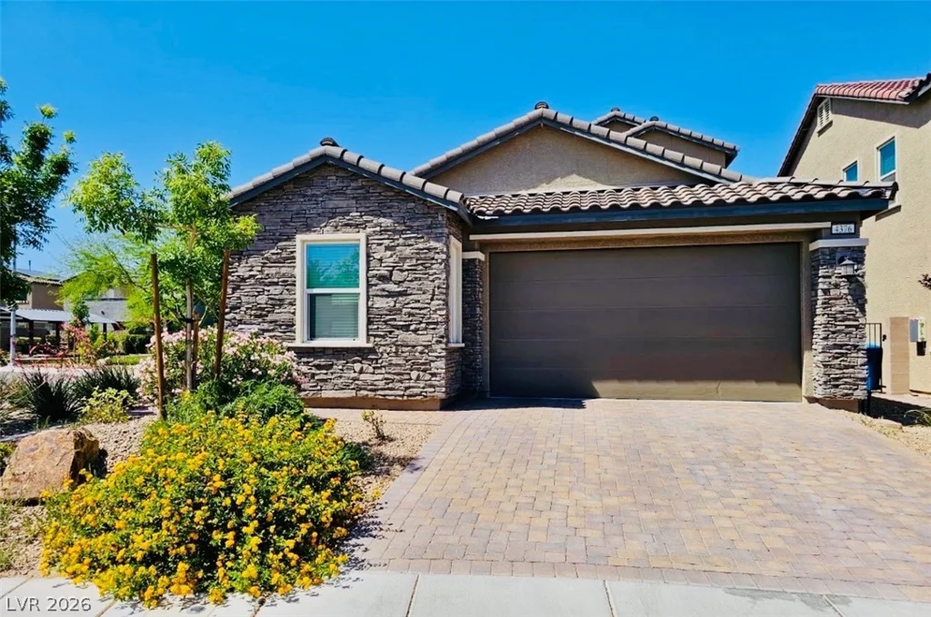 4376 Latitude Valley, North Las Vegas, NV 89084