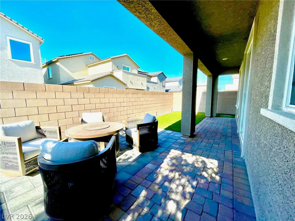 4376 Latitude Valley, North Las Vegas, NV 89084