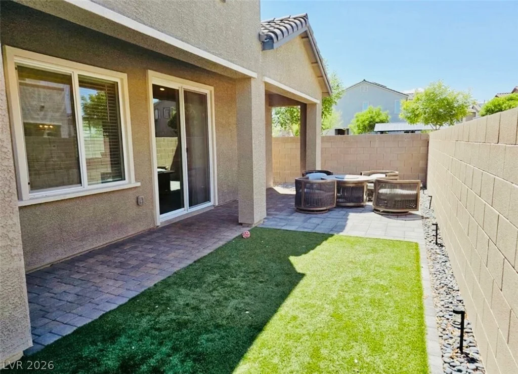 4376 Latitude Valley, North Las Vegas, NV 89084