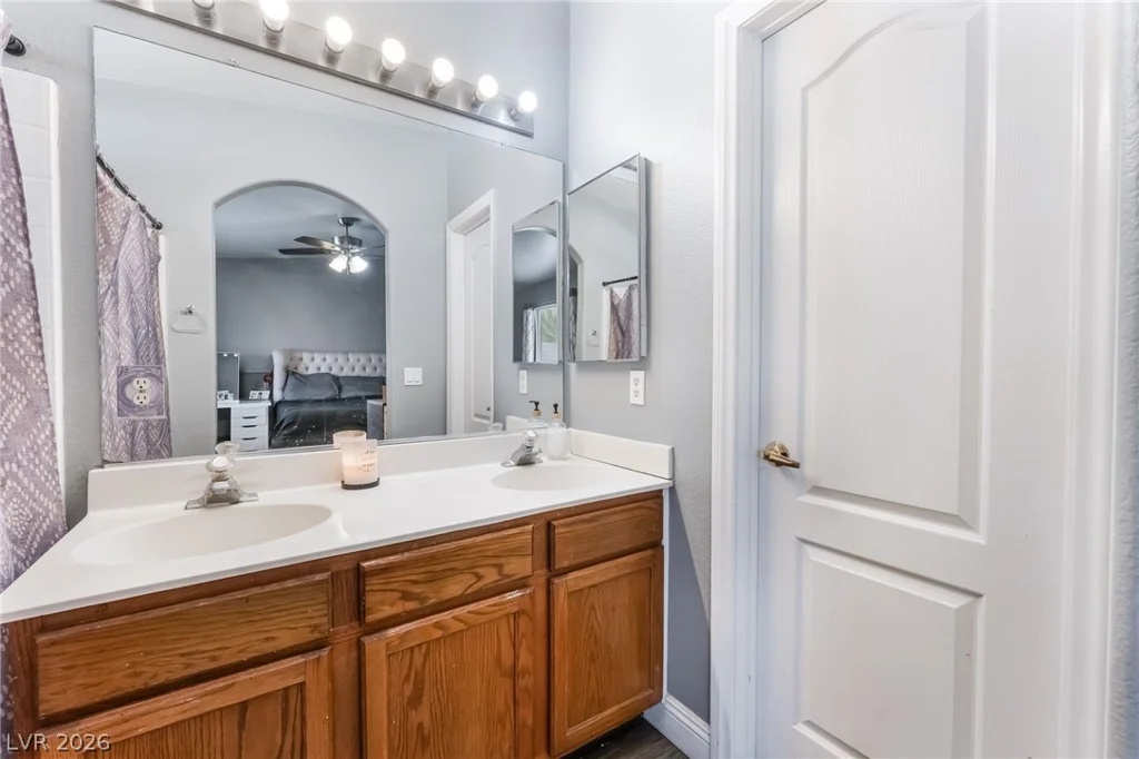 5218 Sangara, North Las Vegas, NV 89031