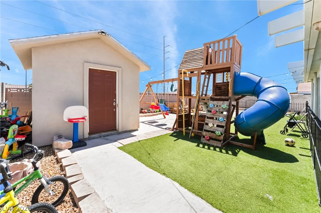 5218 Sangara, North Las Vegas, NV 89031