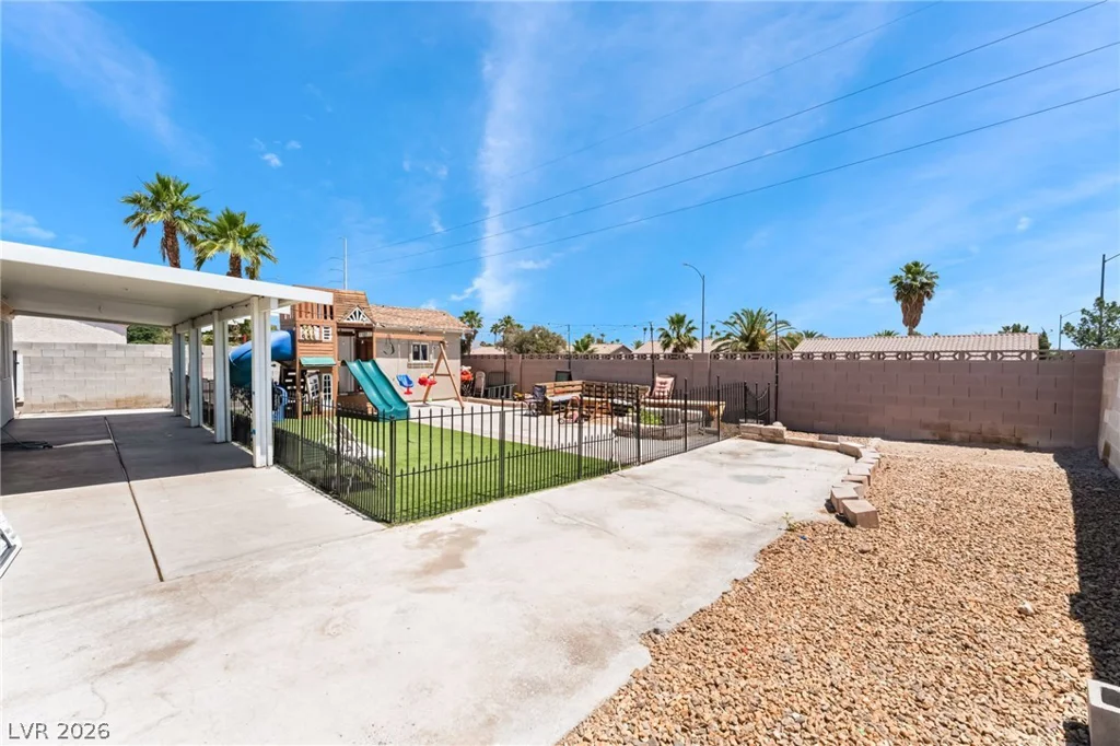 5218 Sangara, North Las Vegas, NV 89031