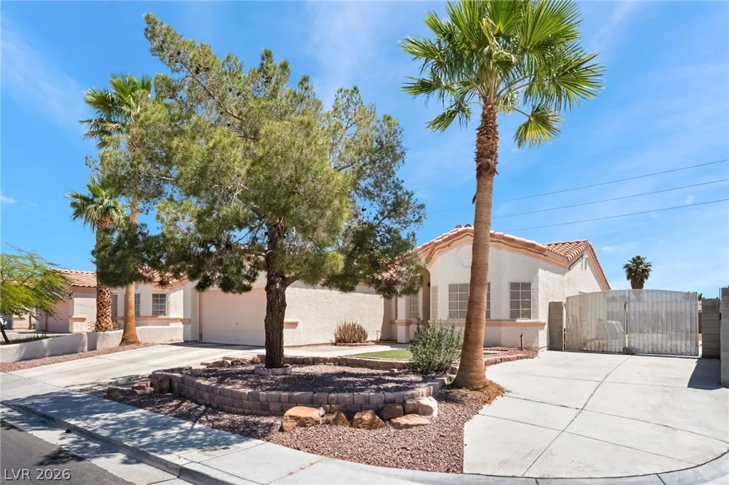 5218 Sangara, North Las Vegas, NV 89031