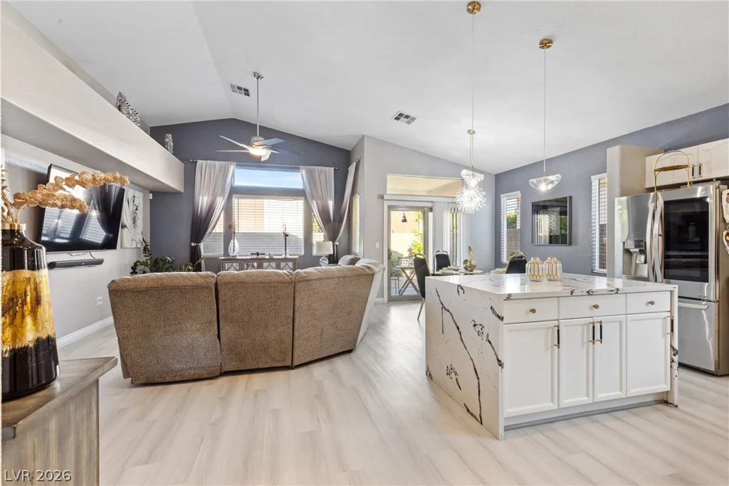 7954 Half Moon Point, Las Vegas, NV 89113