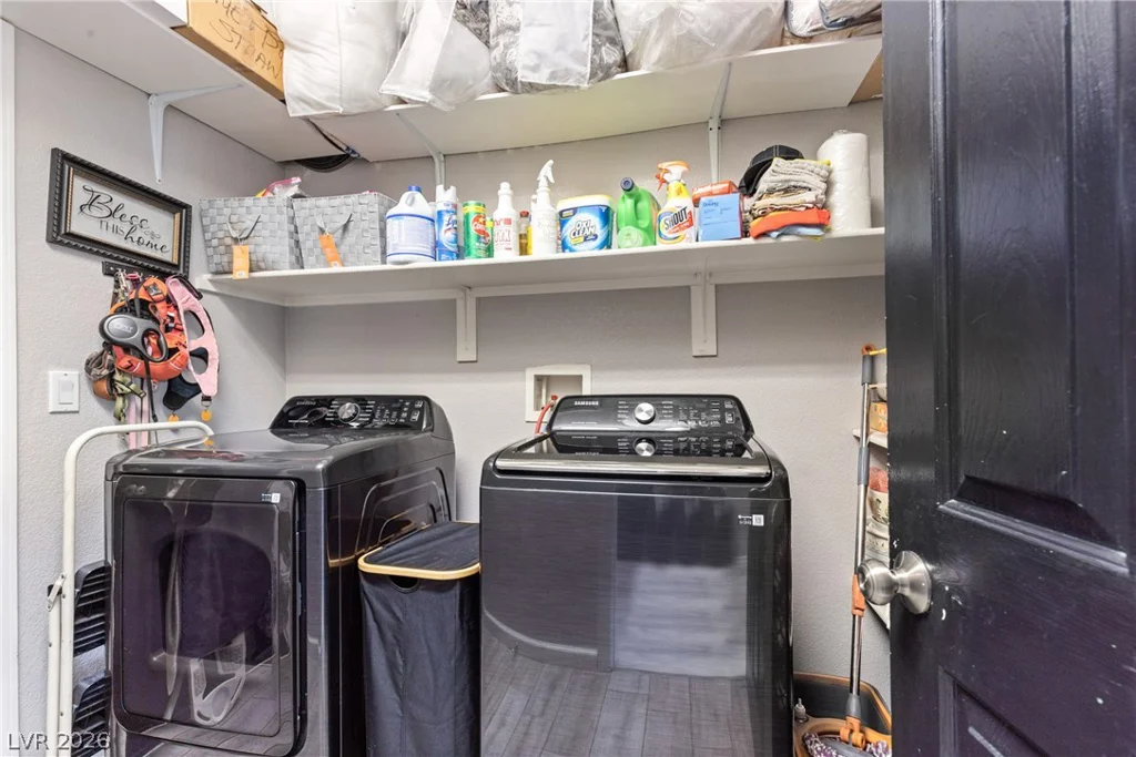7954 Half Moon Point, Las Vegas, NV 89113