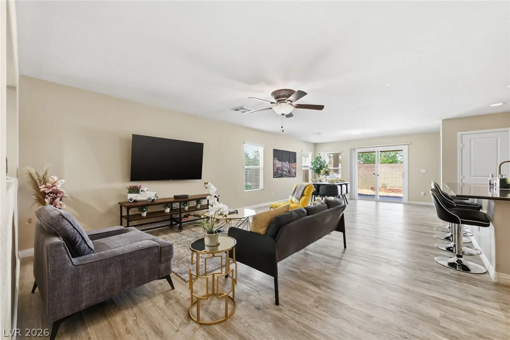 7852 Hamilton Pool, Las Vegas, NV 89113