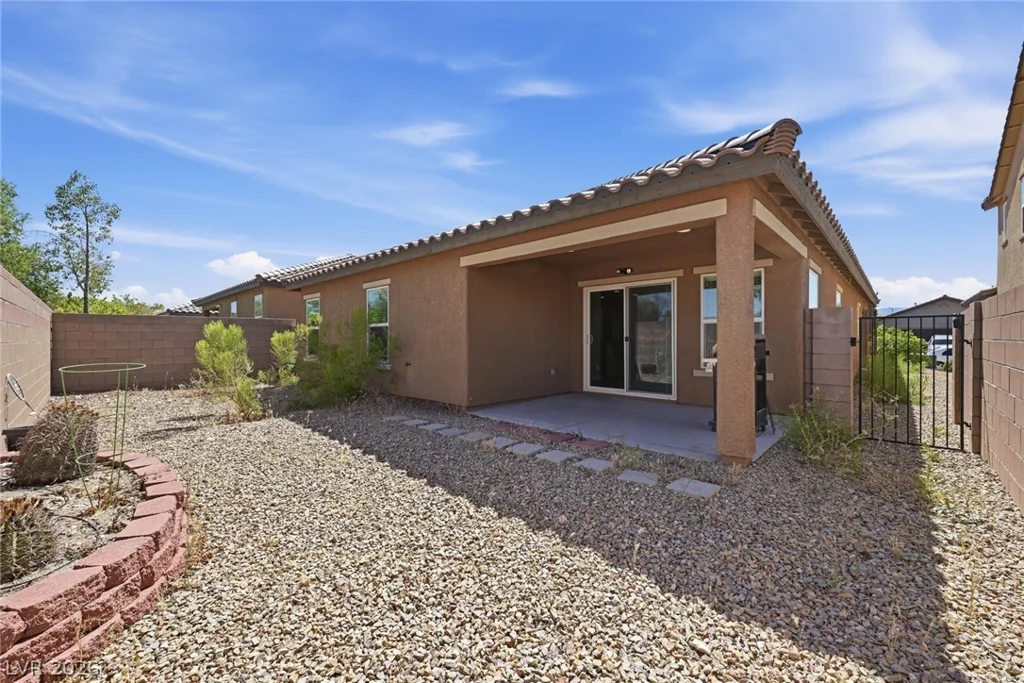 7852 Hamilton Pool, Las Vegas, NV 89113