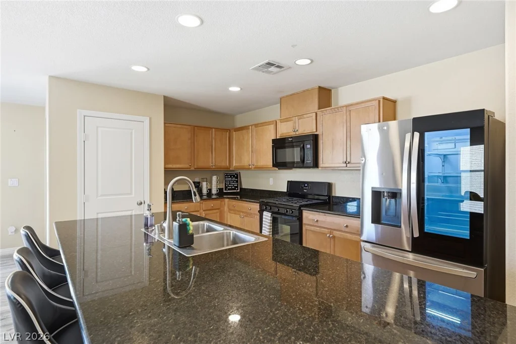 7852 Hamilton Pool, Las Vegas, NV 89113