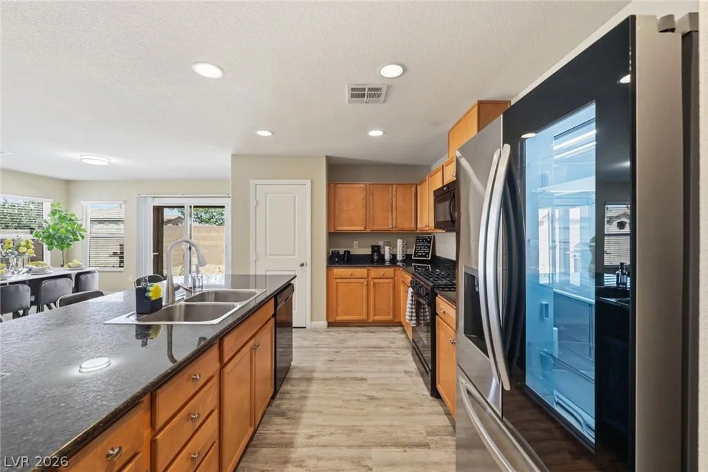 7852 Hamilton Pool, Las Vegas, NV 89113