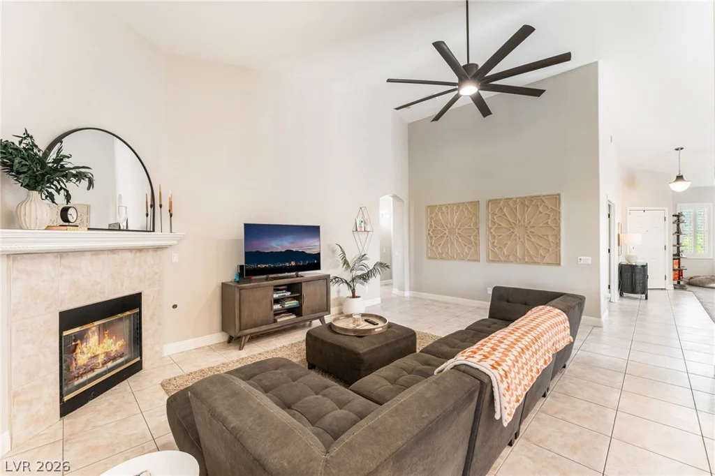 11209 Dell Cliffs, Las Vegas, NV 89144