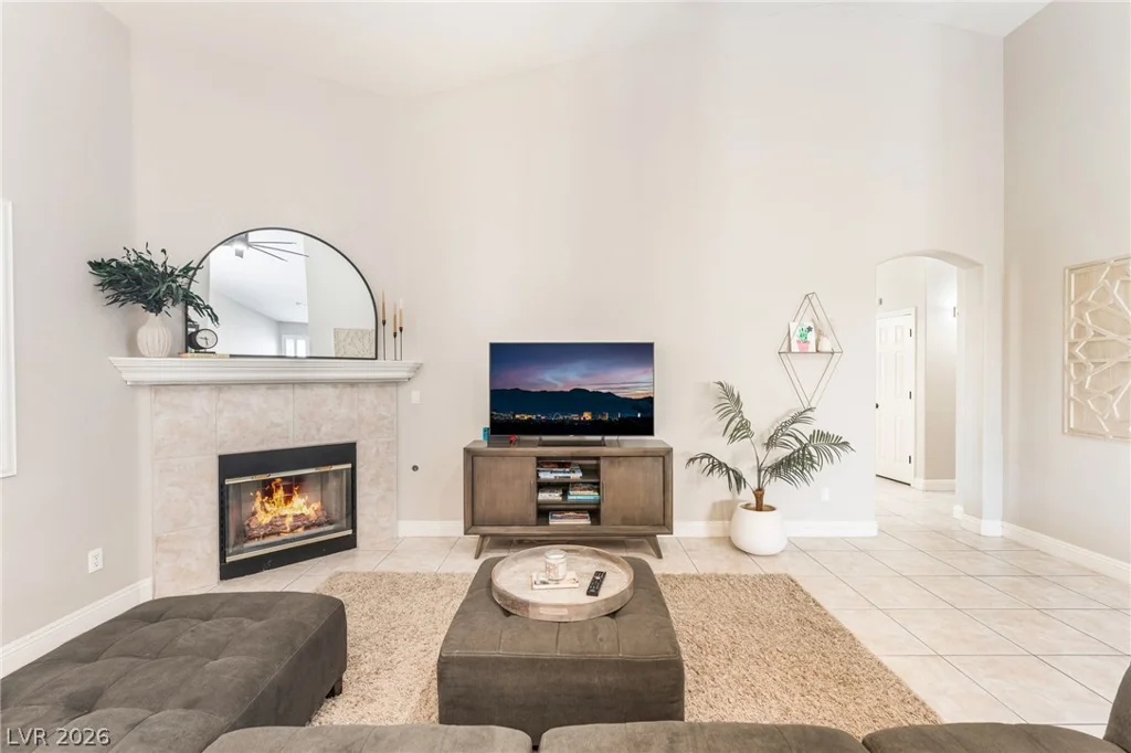 11209 Dell Cliffs, Las Vegas, NV 89144