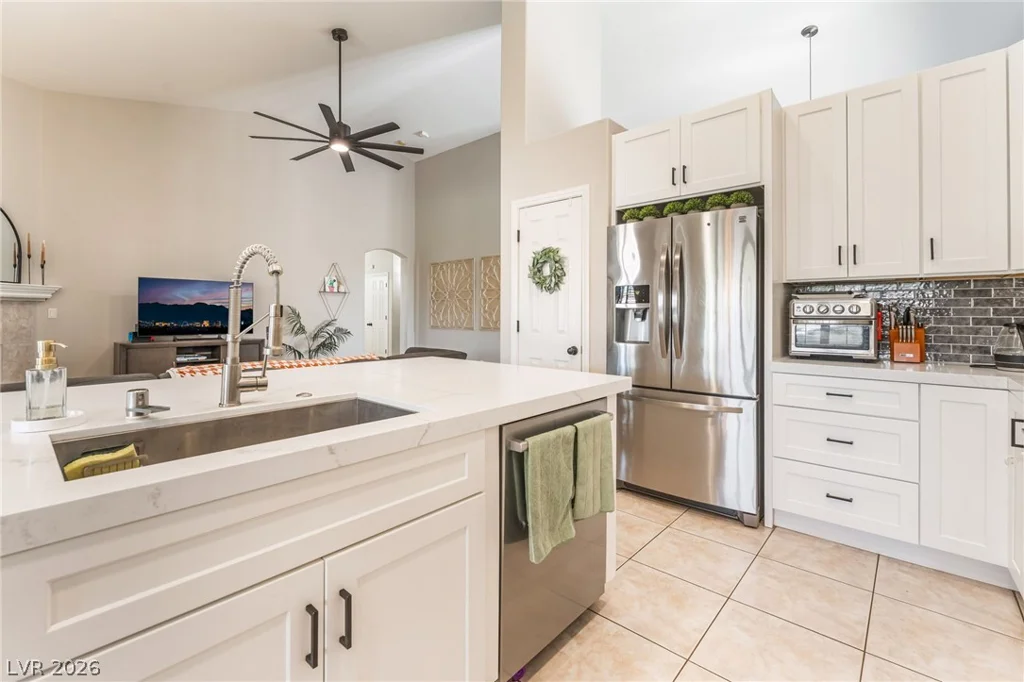 11209 Dell Cliffs, Las Vegas, NV 89144