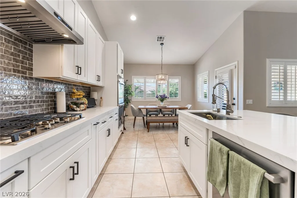 11209 Dell Cliffs, Las Vegas, NV 89144