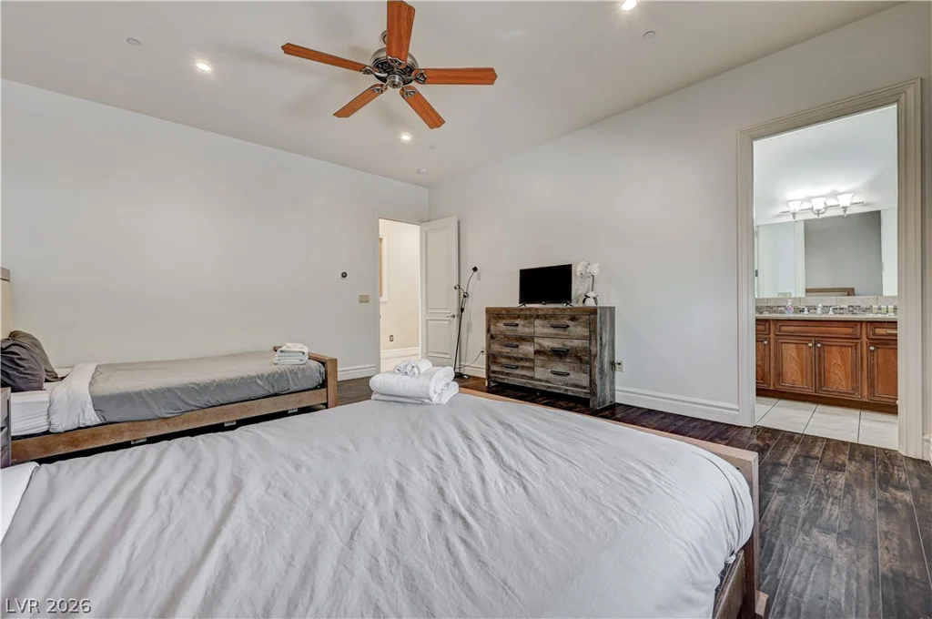 6160 El Camino, Las Vegas, NV 89118