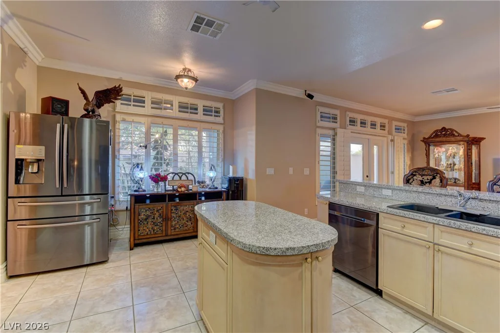 8839 La Manga, Las Vegas, NV 89147