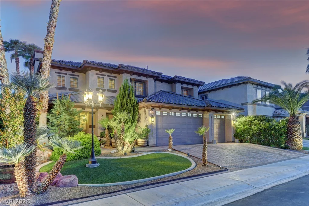 8839 La Manga, Las Vegas, NV 89147