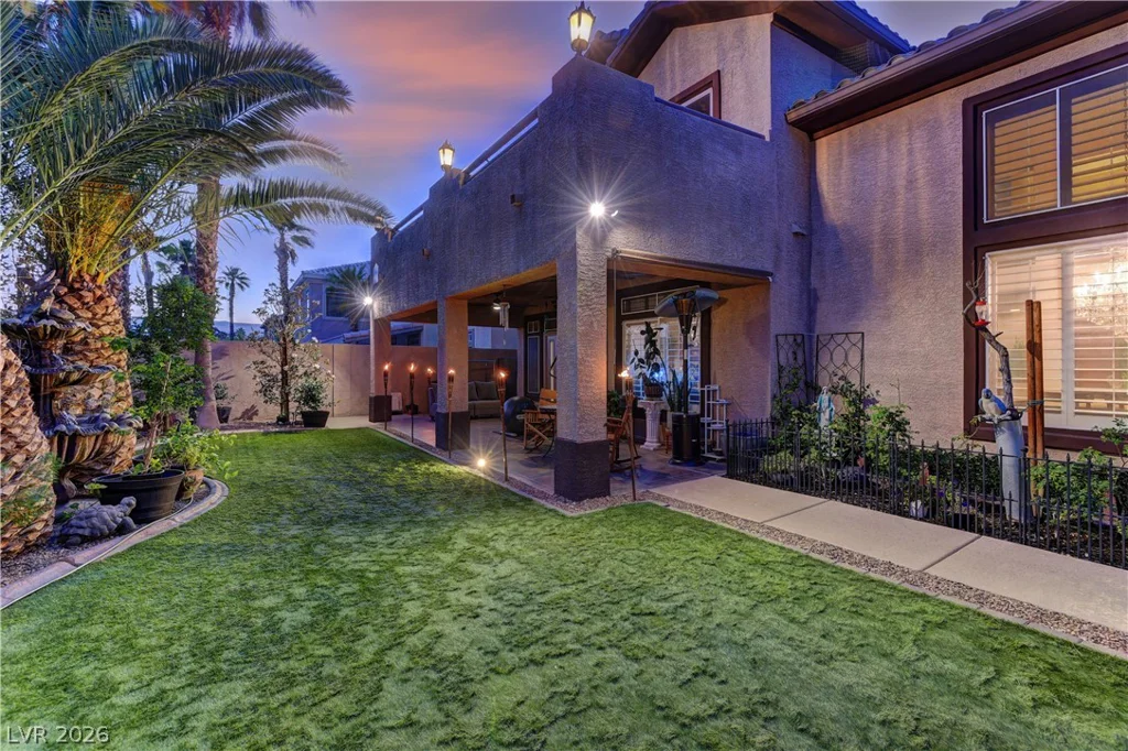 8839 La Manga, Las Vegas, NV 89147