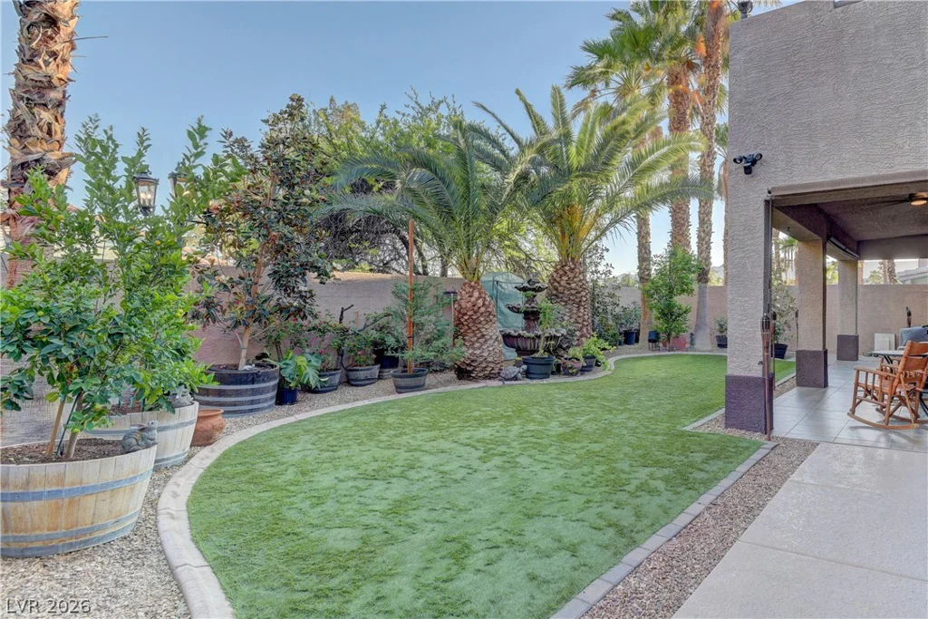 8839 La Manga, Las Vegas, NV 89147