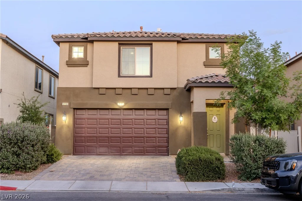 5336 mountain garland, North Las Vegas, NV 89081
